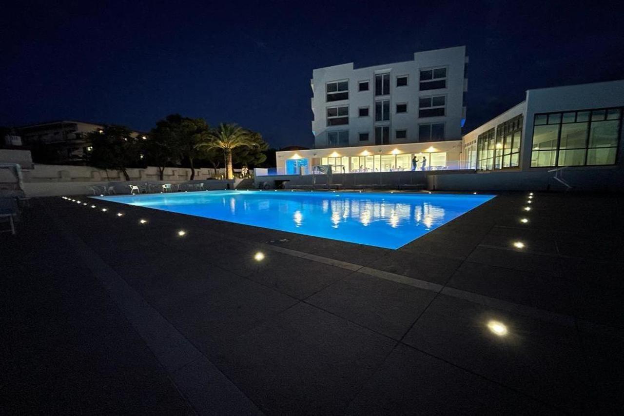 Rodi Resort رودي غارغانيكو المظهر الخارجي الصورة